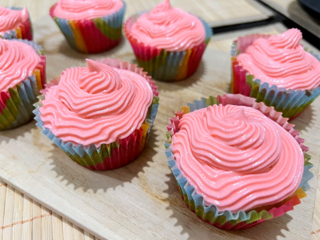 Vanilla Cupcakes With Buttercream&nbsp;Frosting