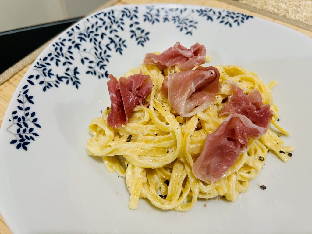 Creamy Pasta With Truffle Oil and&nbsp;Prosciutto